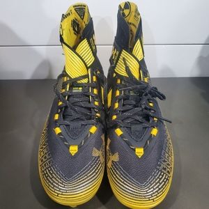 NEW Men's Under Armour Highlight MC football cleats